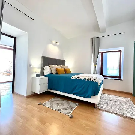Villa Espectacular Con Piscina Privada, Wifi En Triquivijate