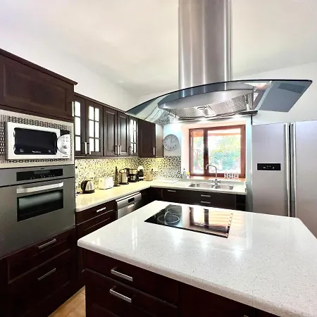 Espectacular Con Piscina Privada, Wifi En Villa