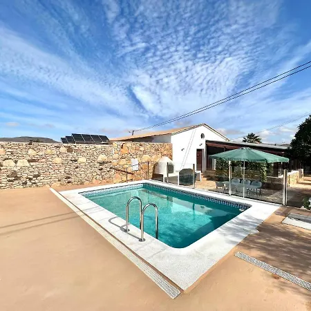Espectacular Con Piscina Privada, Wifi En * Triquivijate