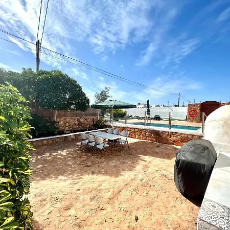 Espectacular Con Piscina Privada, Wifi En Triquivijate