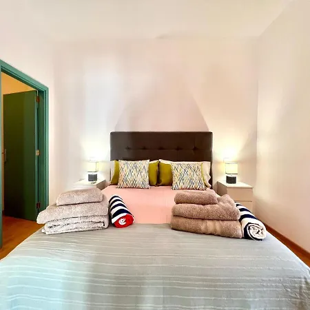Espectacular Con Piscina Privada, Wifi En * Triquivijate