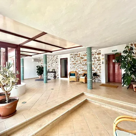 Villa Espectacular Con Piscina Privada, Wifi En Triquivijate
